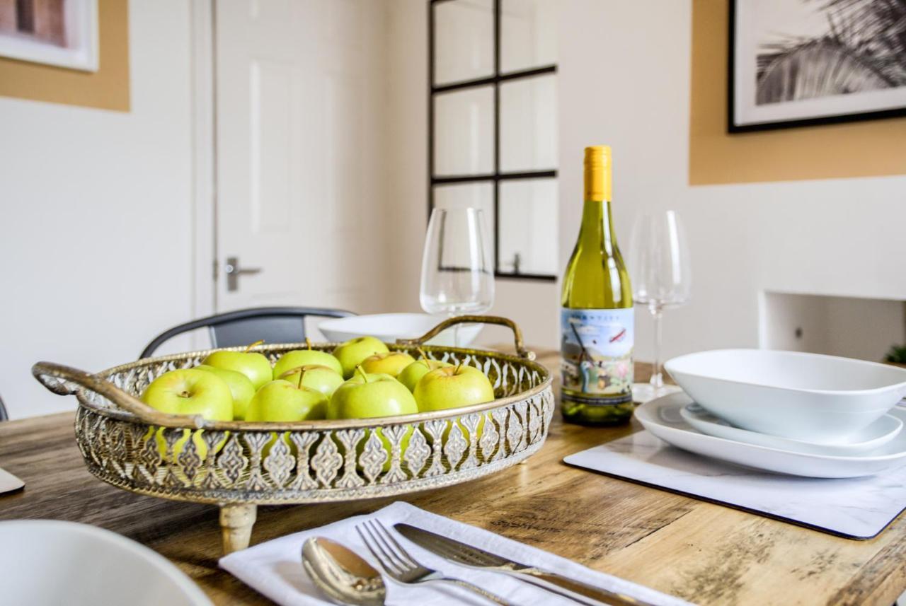 Coventry Fashionable House, City Centre, Free Parking, Sleeps 4, By Empower Homes Kültér fotó